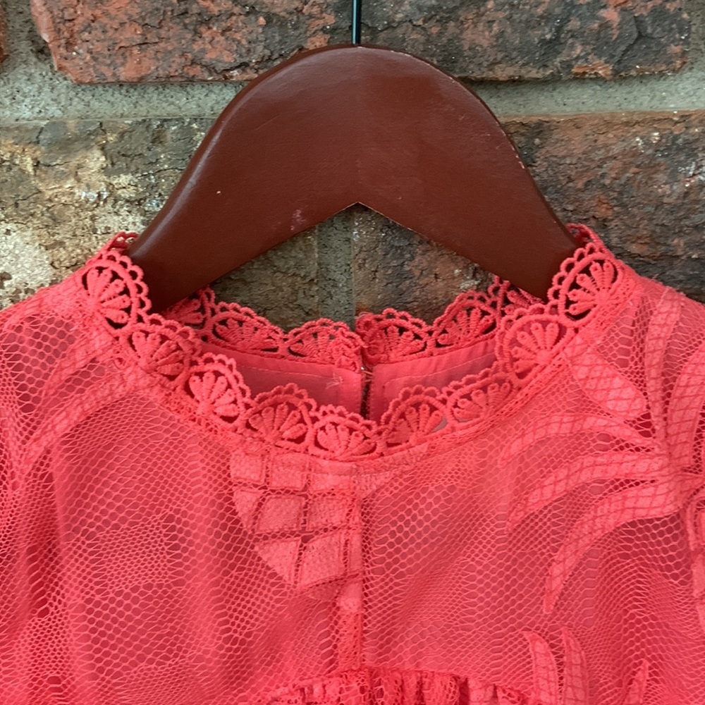 Maeve Coral Pink Sleeveless Lace Blouse - Picture 6 of 11
